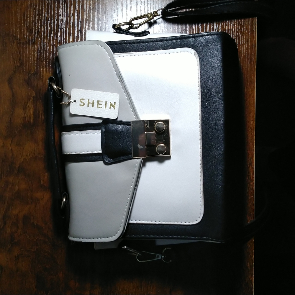 3 Purses - Picture 4 of 4
